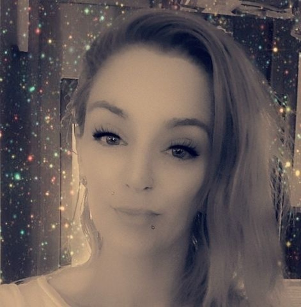 Meet your Posher, Erynne